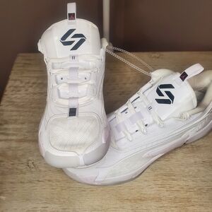 NWOT Mens Air Jordan Luka 2 White and Electric Pink Sz 11.5